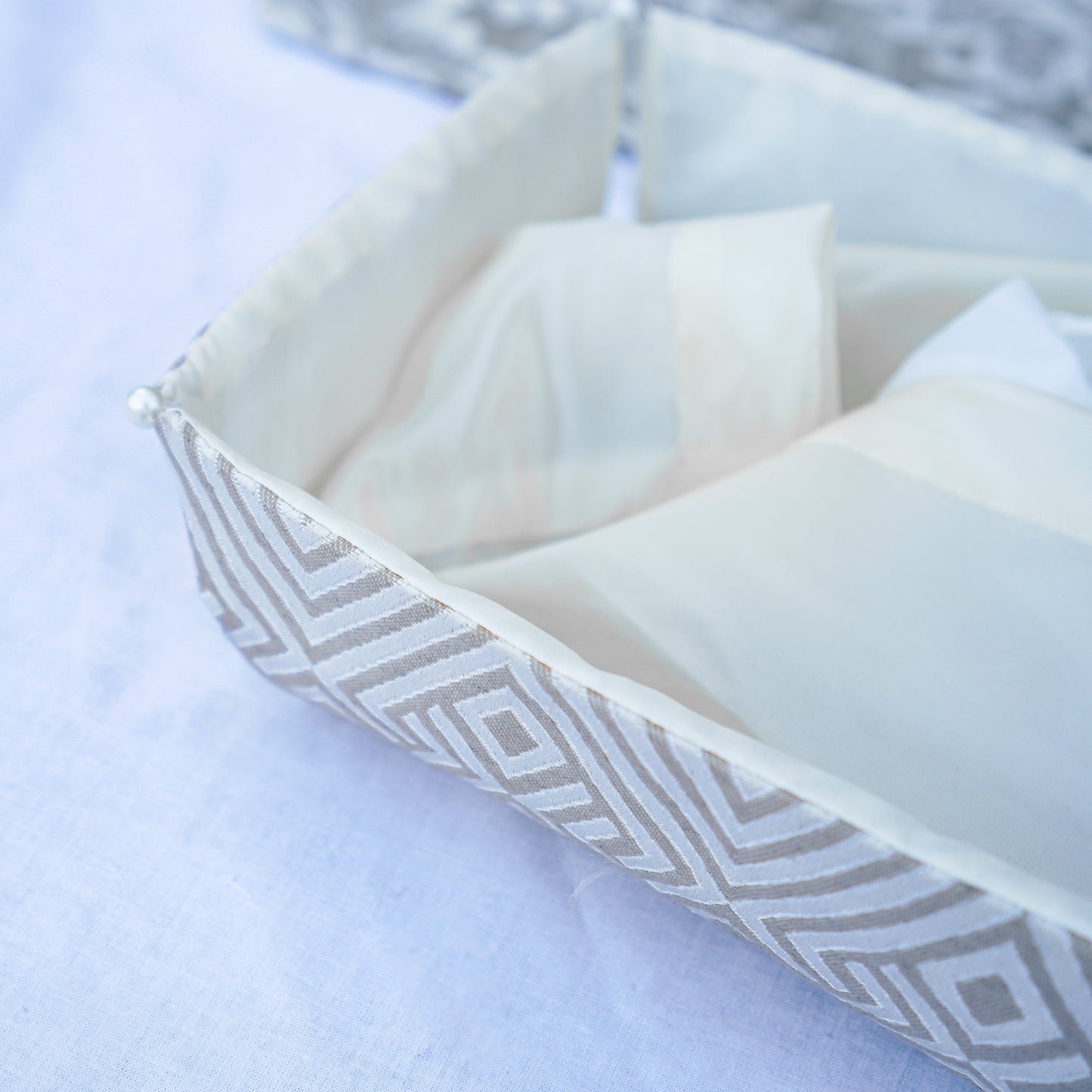 Majestic Bonanza Sand Brown Tissue Box