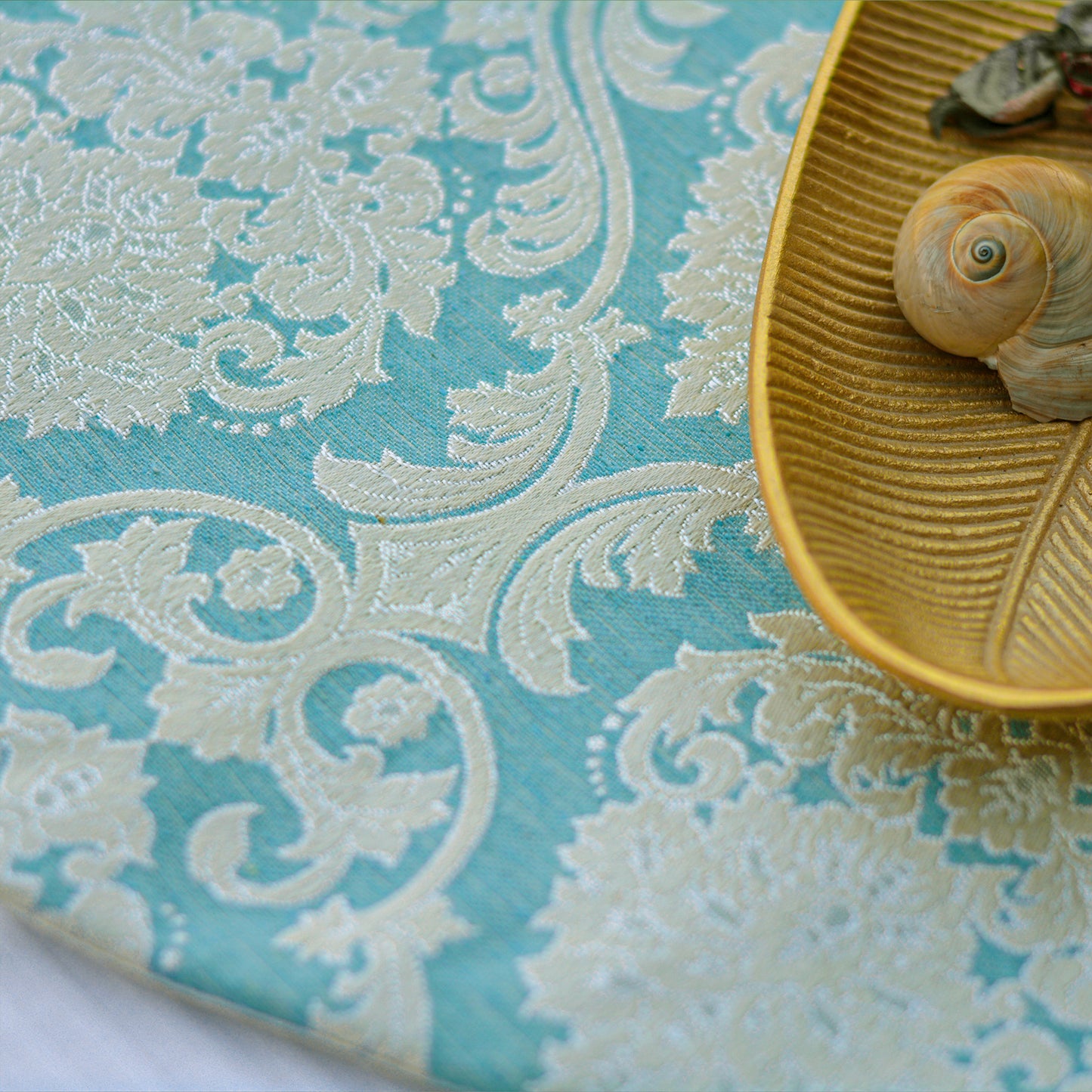Carlson Coral Blue Table Runner