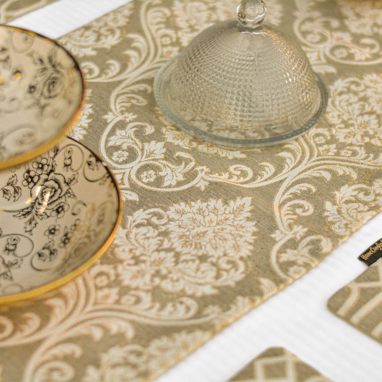 Carlson Ash Brown Table Runner