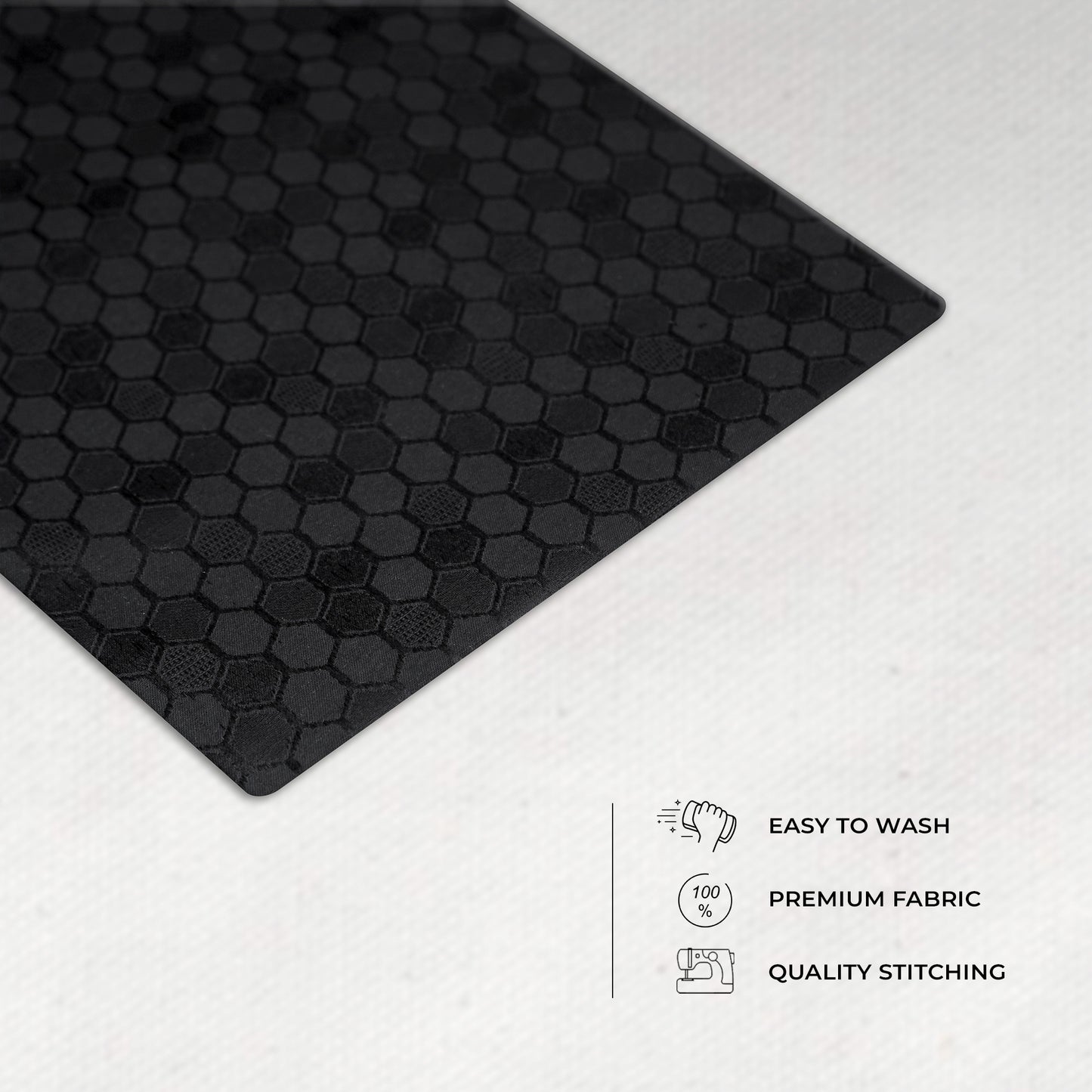 Juniper Leaf Night Black Table Mats
