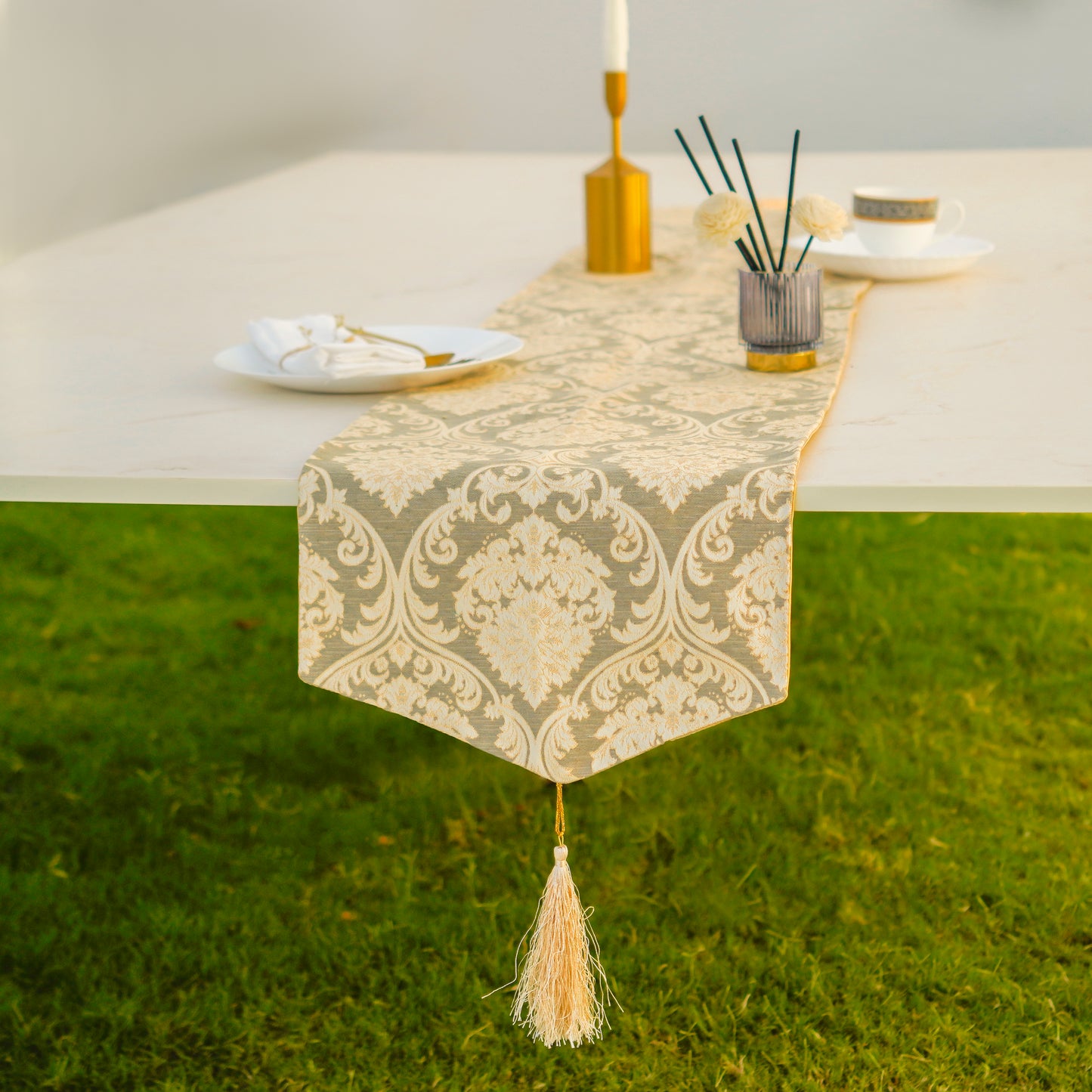 Carlson Ash Brown Table Runner