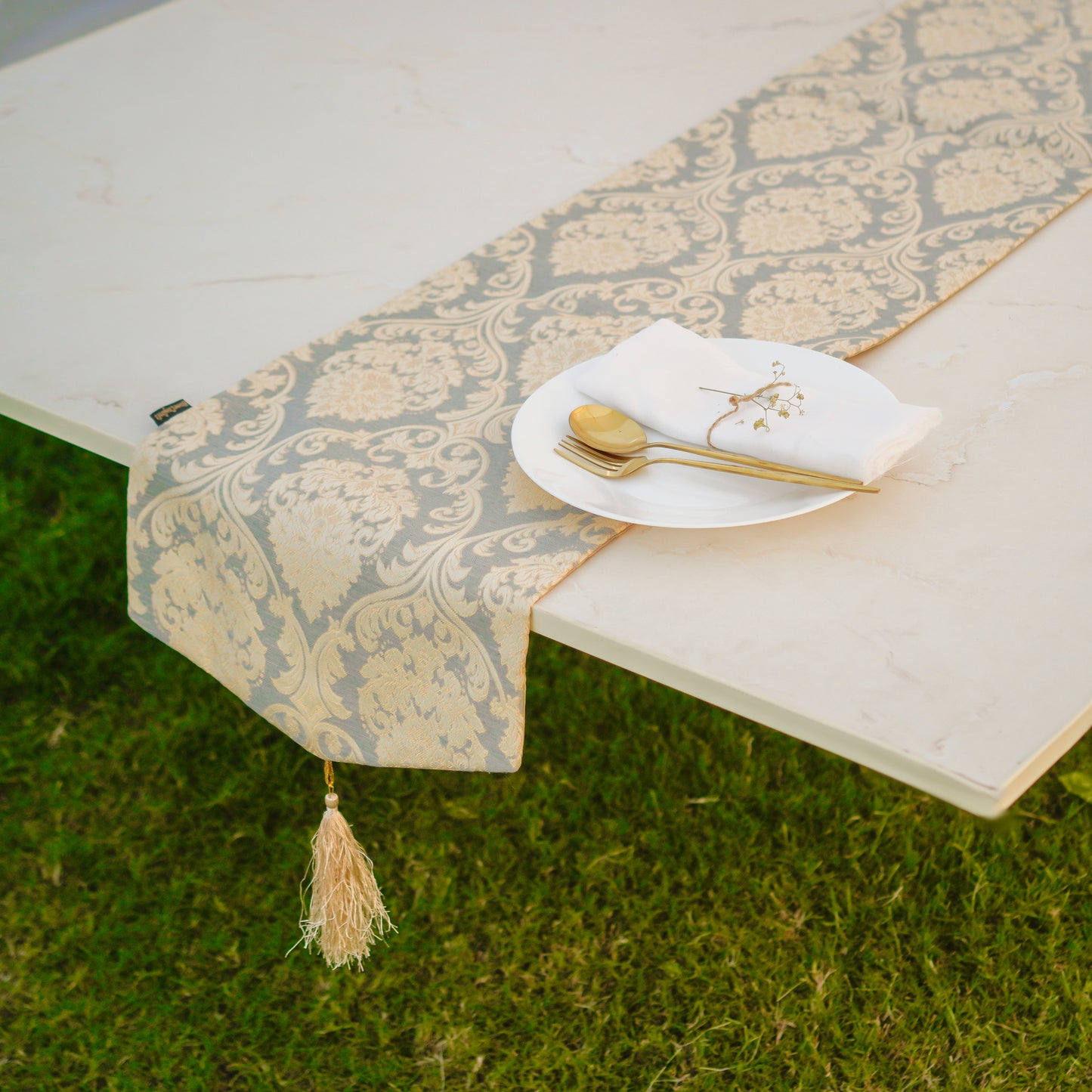 Carlson Sand Grey Table Runner