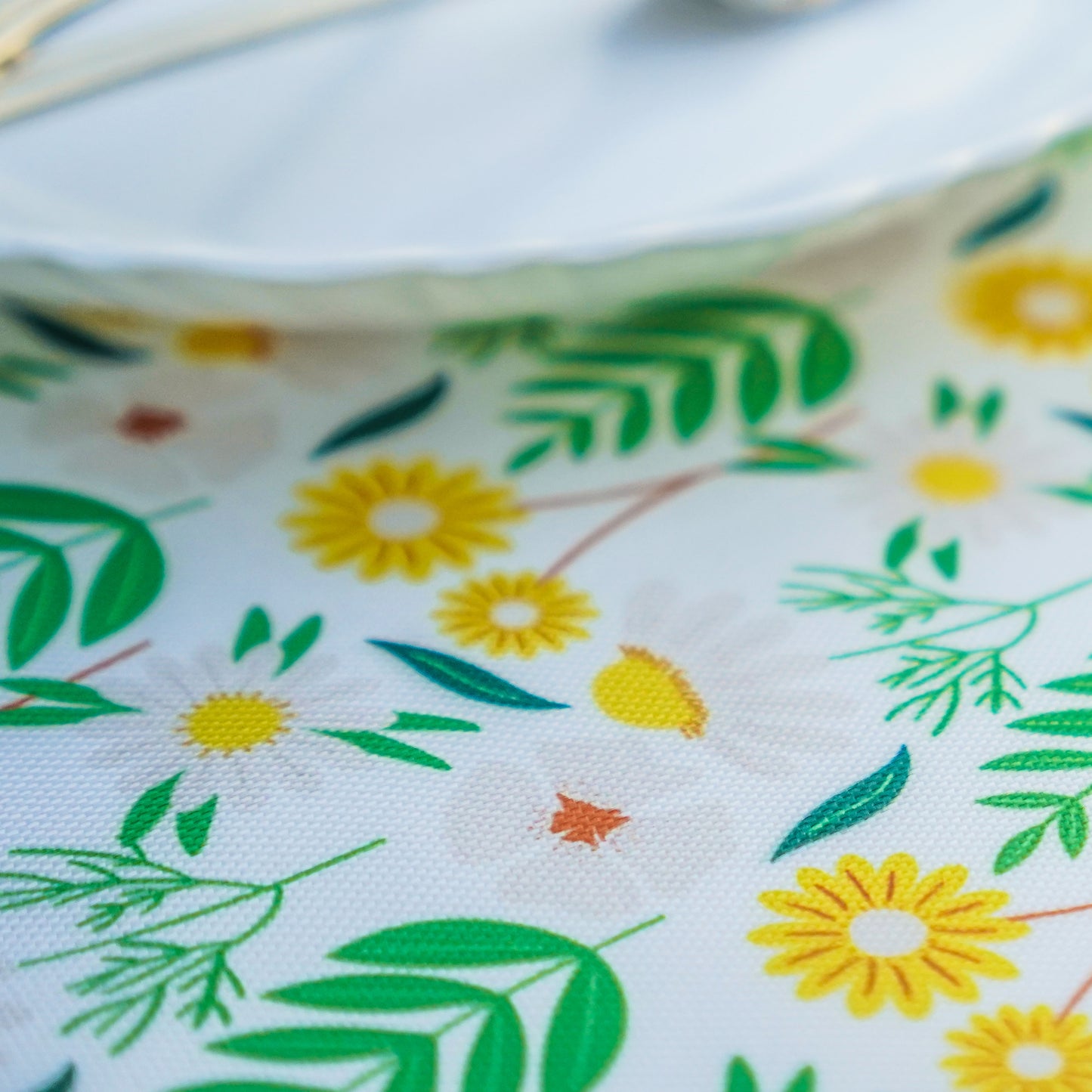 Sunlit Garden Table Mat