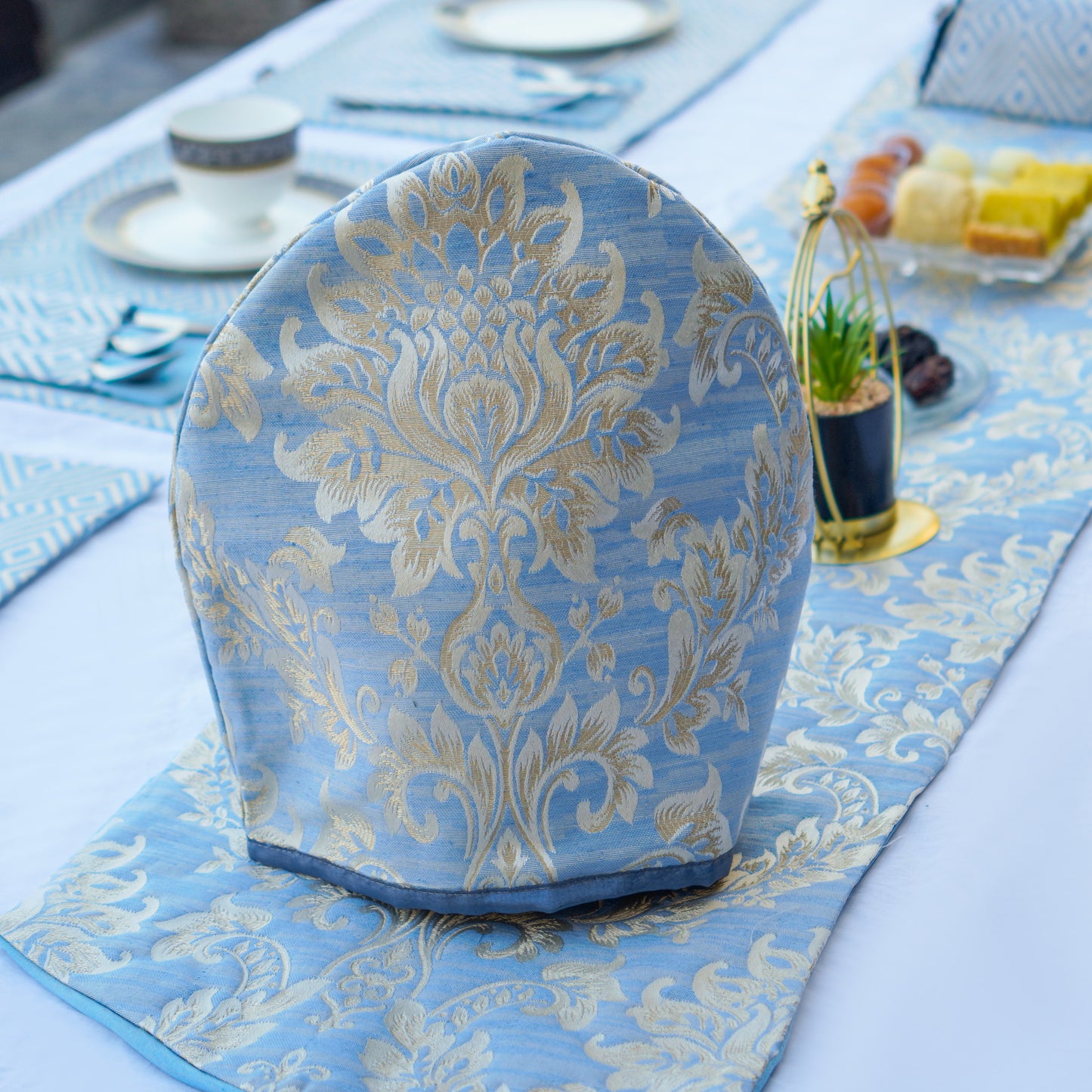 Majestic Bonanza Pearl Blue Tea Cozy