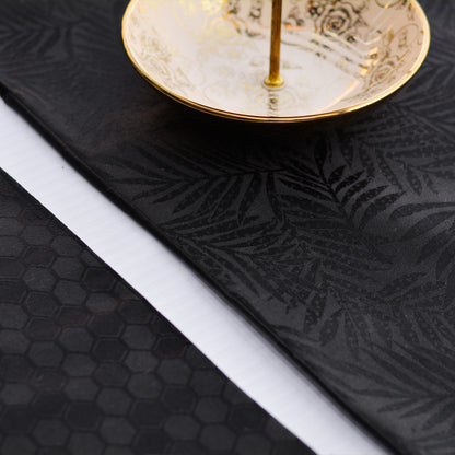 Juniper Leaf Night Black Table Set