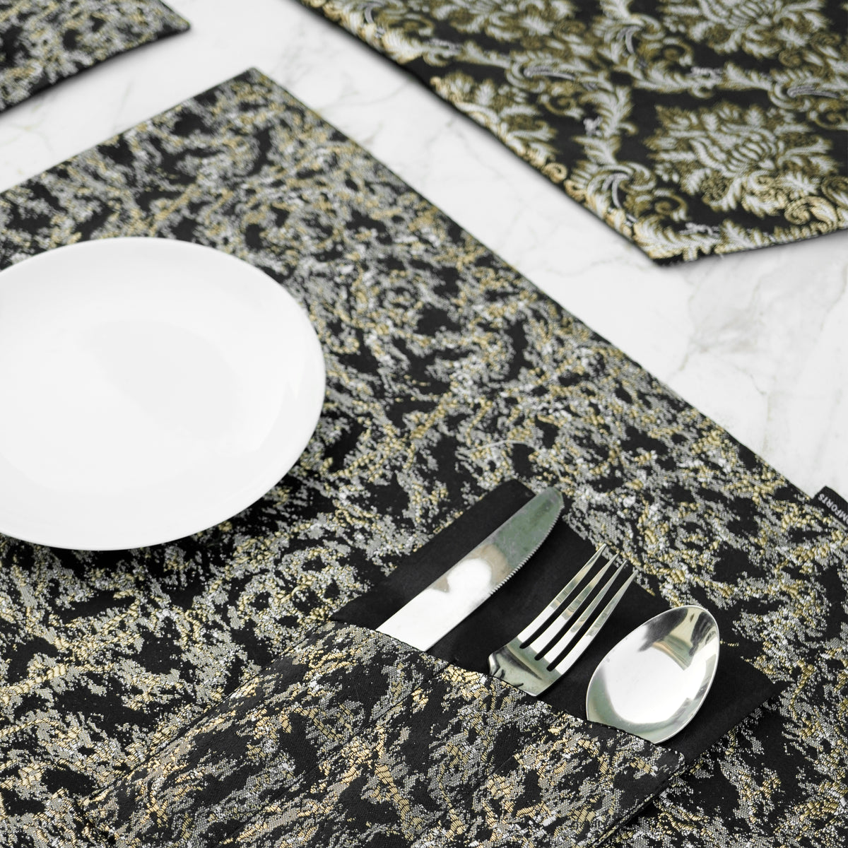 Midnight Noir Gold Table Set