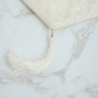 Moonstone Ivory Table Set