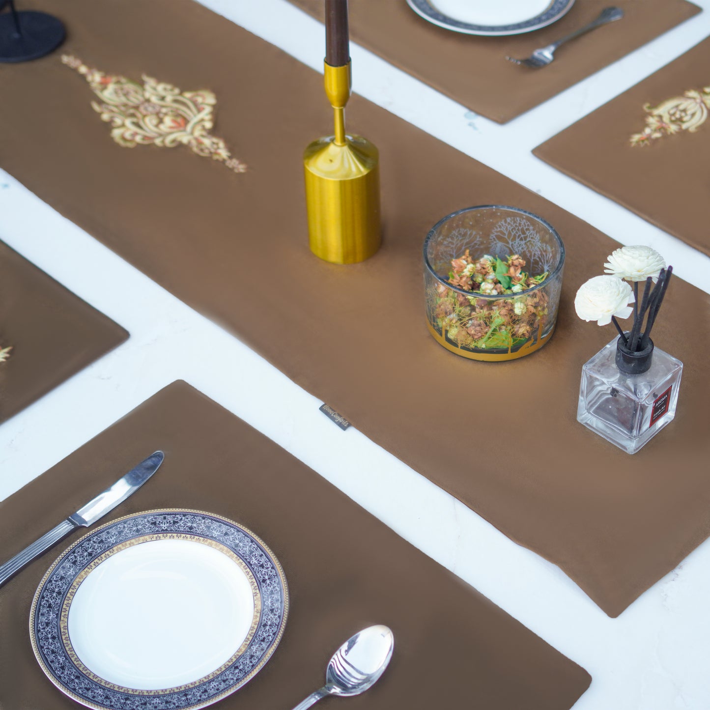 Nobel Velvet Brown Embroidered Table Set