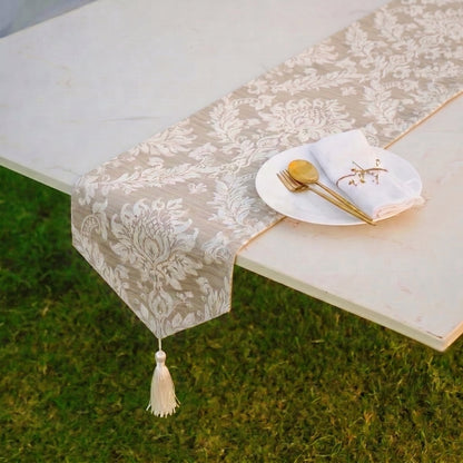 Majestic Bonanza Sand brown Table Runner