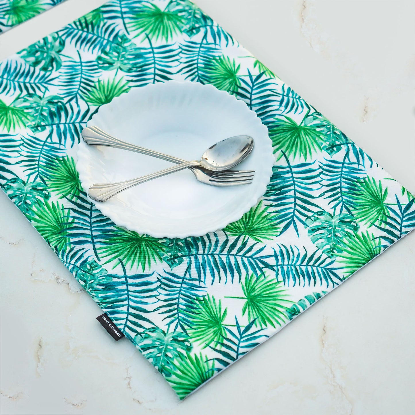 Tropical Leaf Haven Table Mat