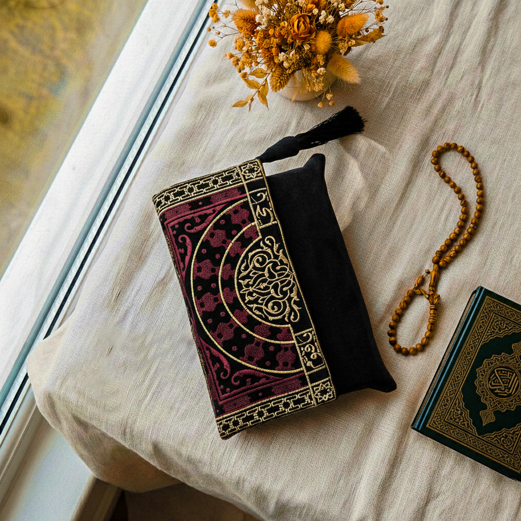 Mehraab-e-Rawdah Velvet Quran Cover