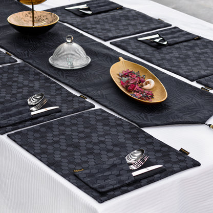 Juniper Leaf Night Black Table Set