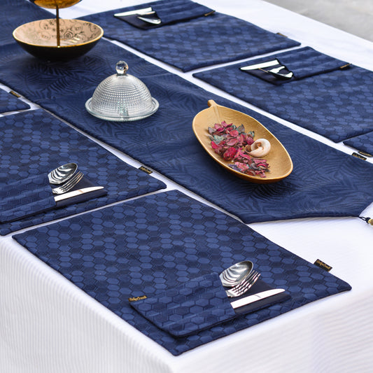 Juniper Leaf Mystic Blue Table Set